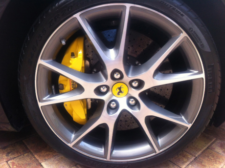 car-cleaning-car-washing-leather-conditioning-restoration-oxidation-removal-wet-sanding-machine-polishing-10