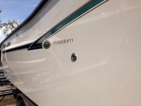 mold-removal-yacht-service-boat-detailing-boat-cleaning-restoration-sealing-polishing-10